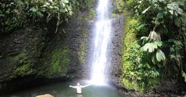 Hola Vida falls near Puyo